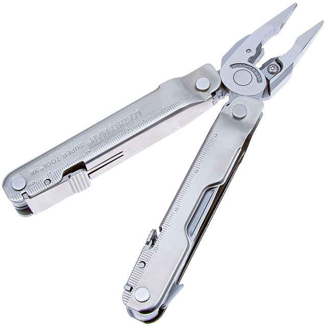 Мультитул Leatherman Super Tool 300 (арт. 831148) с нейлоновым чехлом