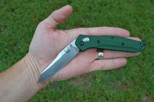 Складной нож Benchmade 940 Osborne Reverse Tanto