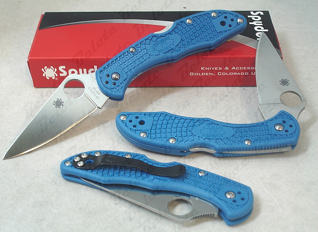 Складной нож Spyderco "Delica 4" C11FPBL