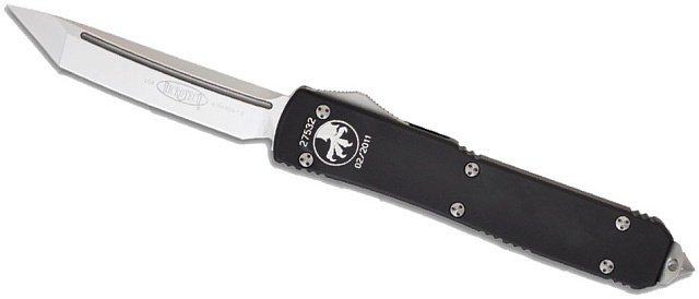 Нож Microtech Ultratech Satin 123-4 с автоматическим открытием/закрытием клинка.