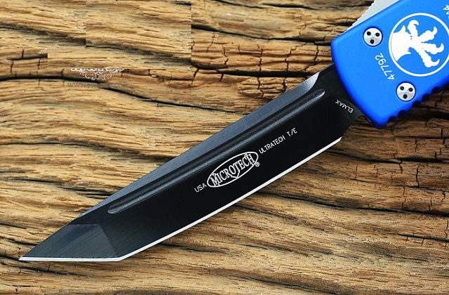 Нож Microtech Ultratech Black 123-1BL с автоматическим открытием/закрытием клинка.